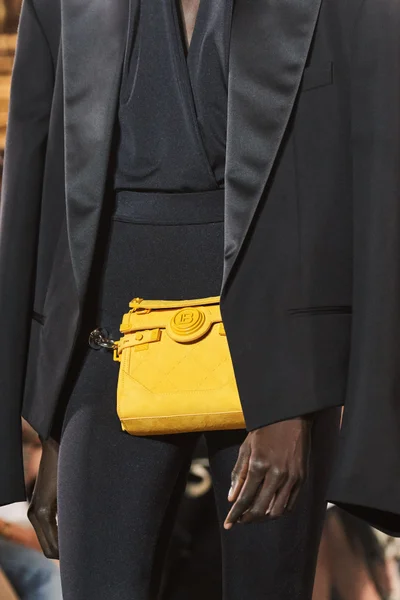 Look 144